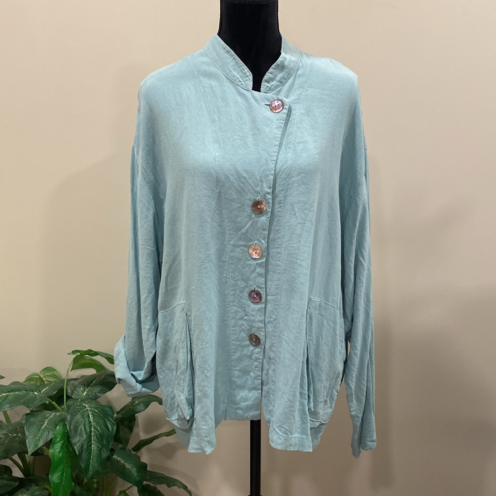 Gerties Lagenlook Linen Blend Jacket with Abalone Buttons in Seafoam Green